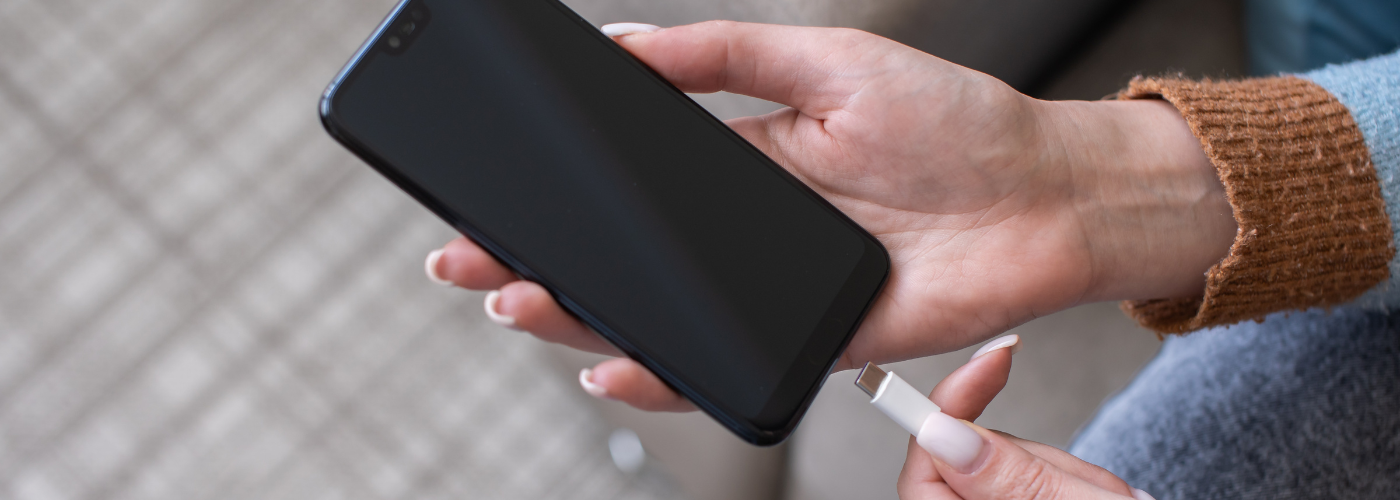 Fast Charging vs. Slow Charging: What's Actually Best for Your Phone?