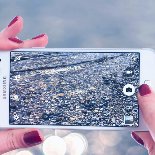 Evolution of Cell Phone Camera and Display Technology: A Comparative Analysis