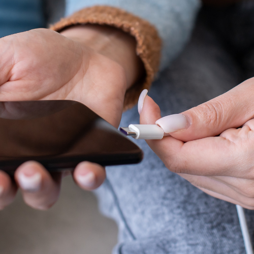 No Charger in the Box: Apple & Samsung's Bold Move — Green Strategy or Profit Play?