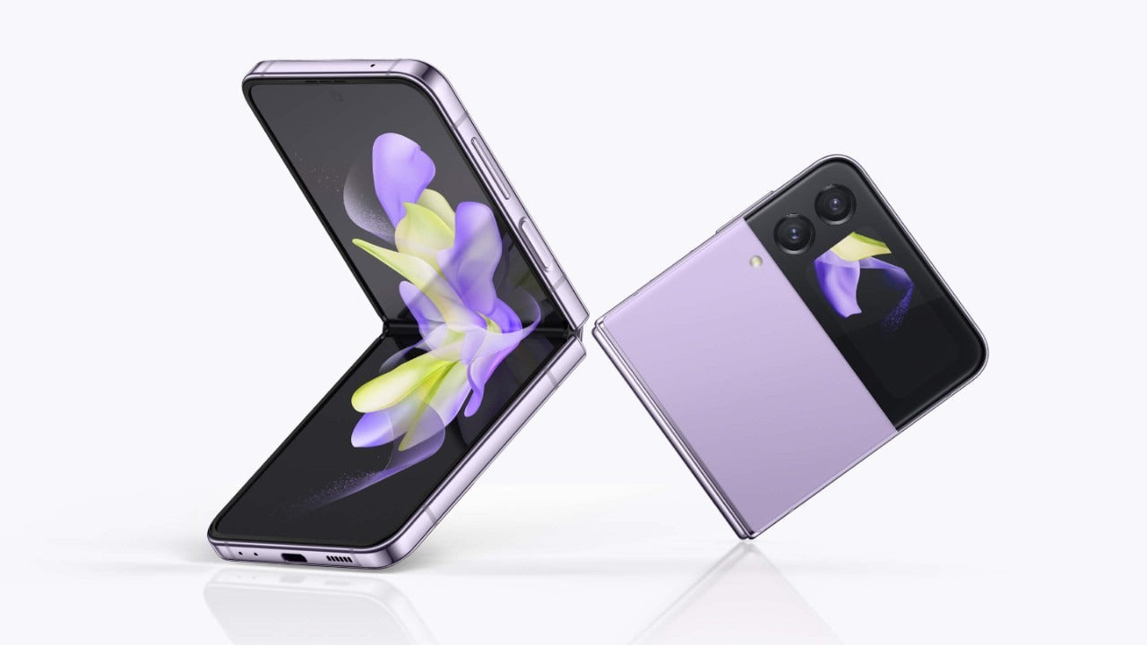 Foldable Smartphones: Pros, Cons & Whether They're Worth It