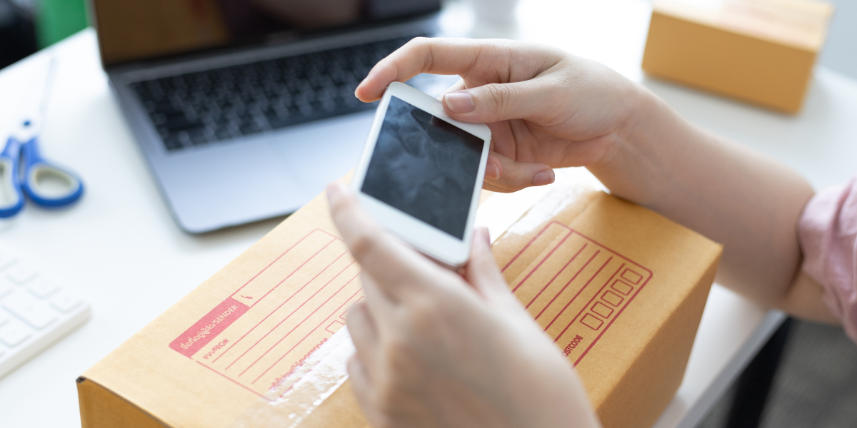 Why You Should Sell Your Old Phone Instead of Letting It Collect Dust